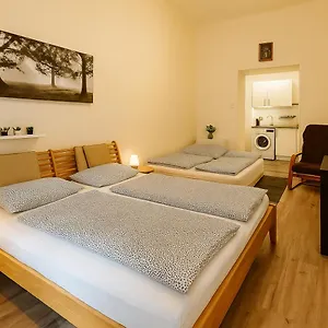  Apartman Serena Near Boulvard With Ac